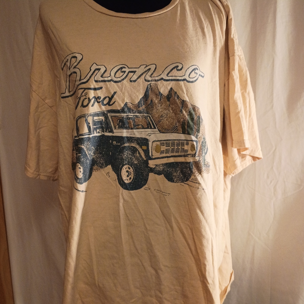 Ford Bronco Beige Graphic Tee